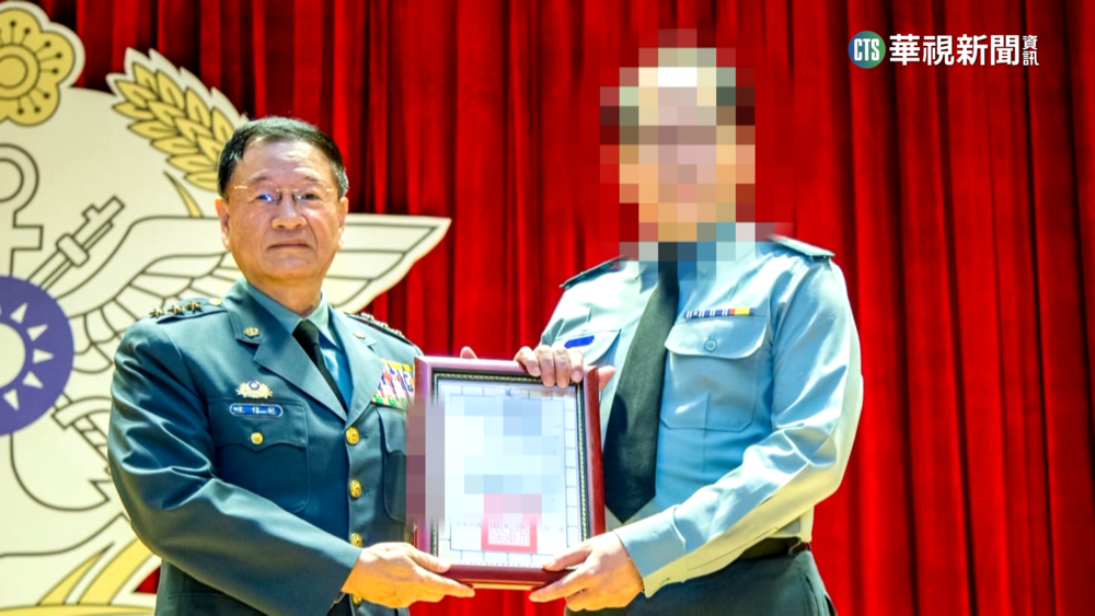 國防部優良軍醫涉收賄　住宅搜出2300萬現金
