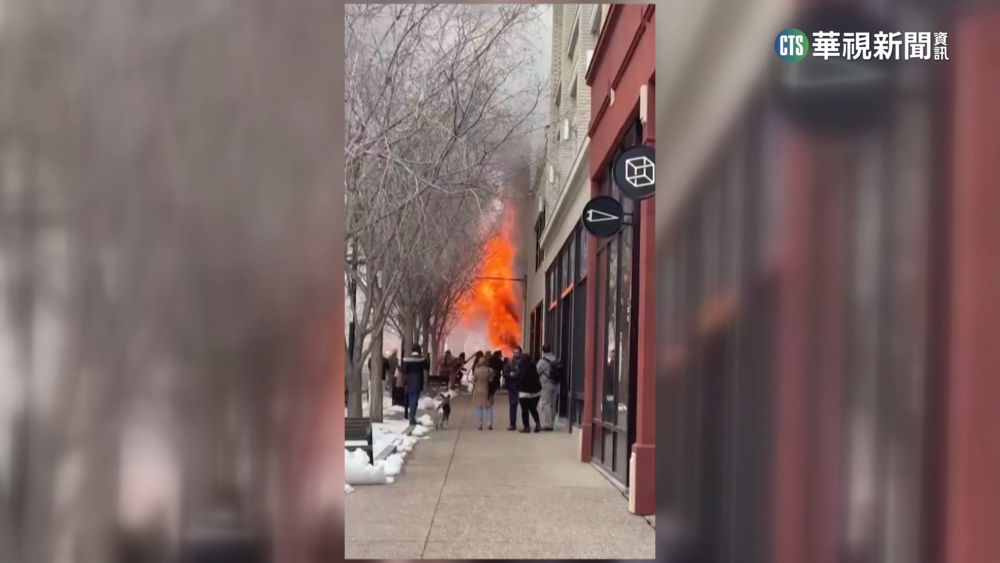 水牛城消防員滅火遇爆燃　1消防員不幸殉職