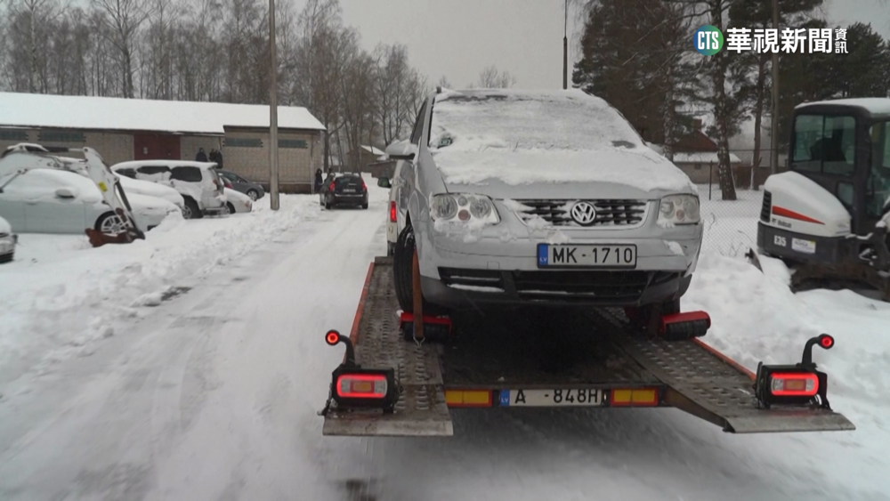 物盡其用！　拉脫維亞捐酒駕「扣押車」給烏克蘭