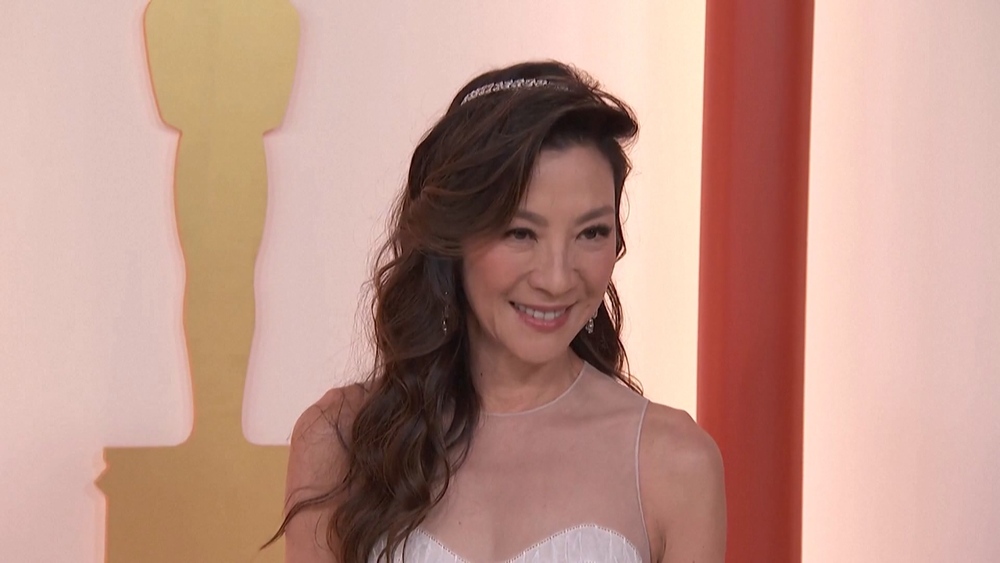 首位亞裔華人影后！楊紫瓊憑《媽的多重宇宙》奪奧斯卡女主角