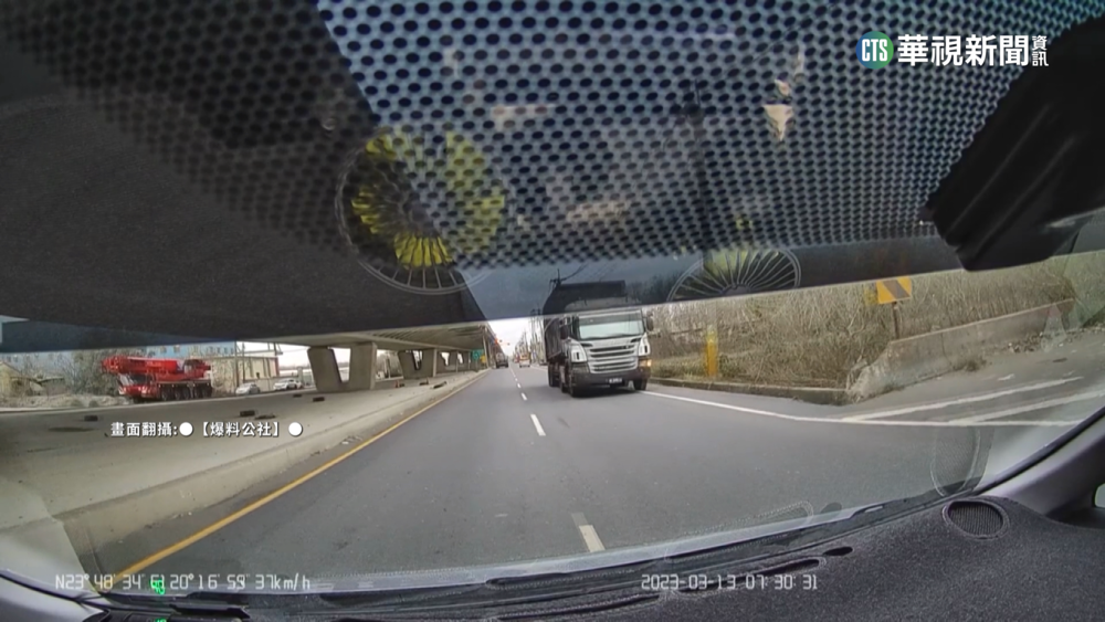 砂石車抄捷徑危險逆向　網友揶揄：大車學長日常