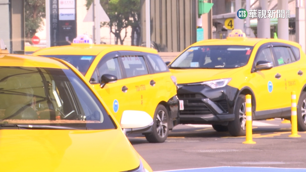 賣擱催啊！　計程車司機貼公告：不幫客人「趕一下」