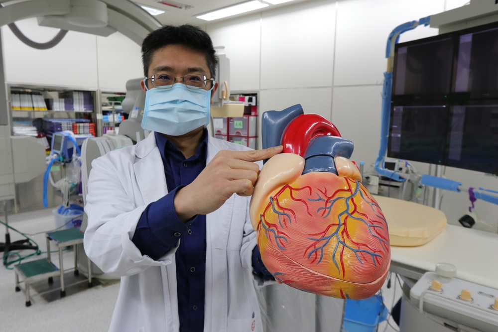 熟睡突劇烈胸痛 醫師一查「主動脈剝離」：48小時死亡率高達50%