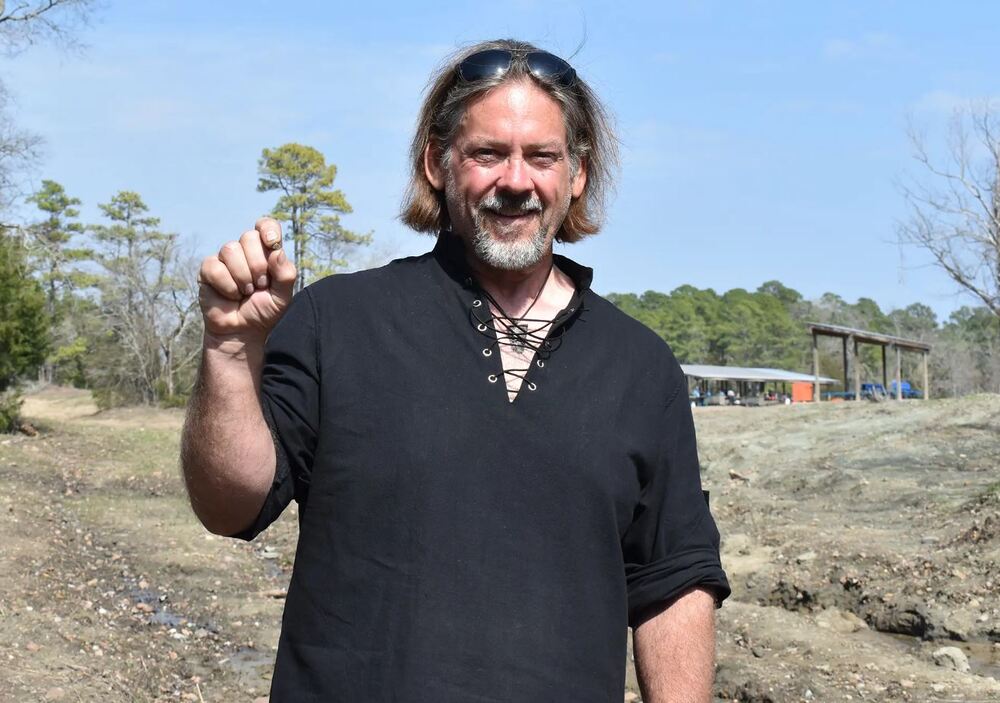 「鑽」翻了！美國遊客公園尋寶發現3.3克拉鑽石