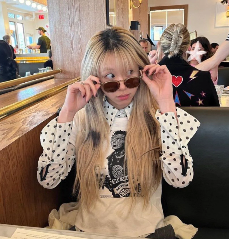 TWICE彩瑛私服被爆出現納粹圖案　發文道歉：以後絕對會小心！