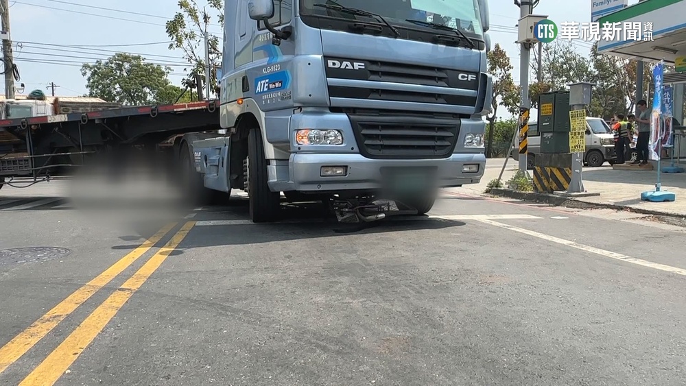 母女腳踏車雙載遭聯結車撞上　2人傷重不治