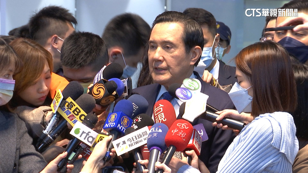 馬英九訪中班機落地　國台辦副主任陳元豐接機