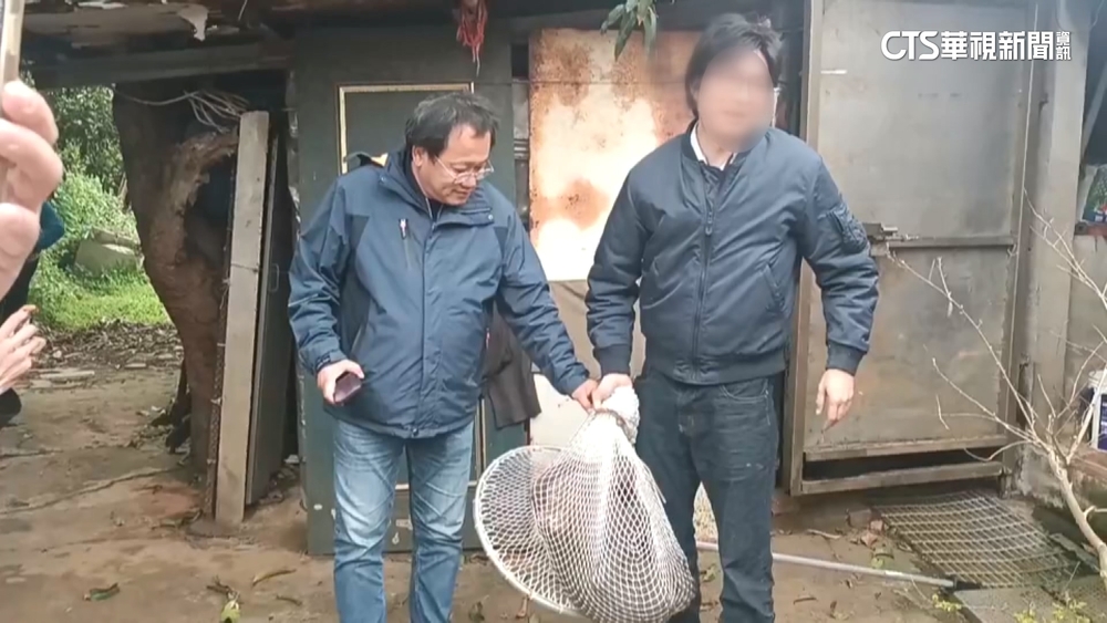 擺拍狒狒延誤救治？　專委盧紀燁請辭獲准