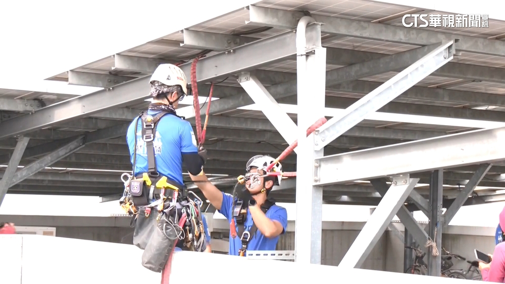 拚衛冕「國際繩索救援挑戰賽」　KRRT秀訓練成果