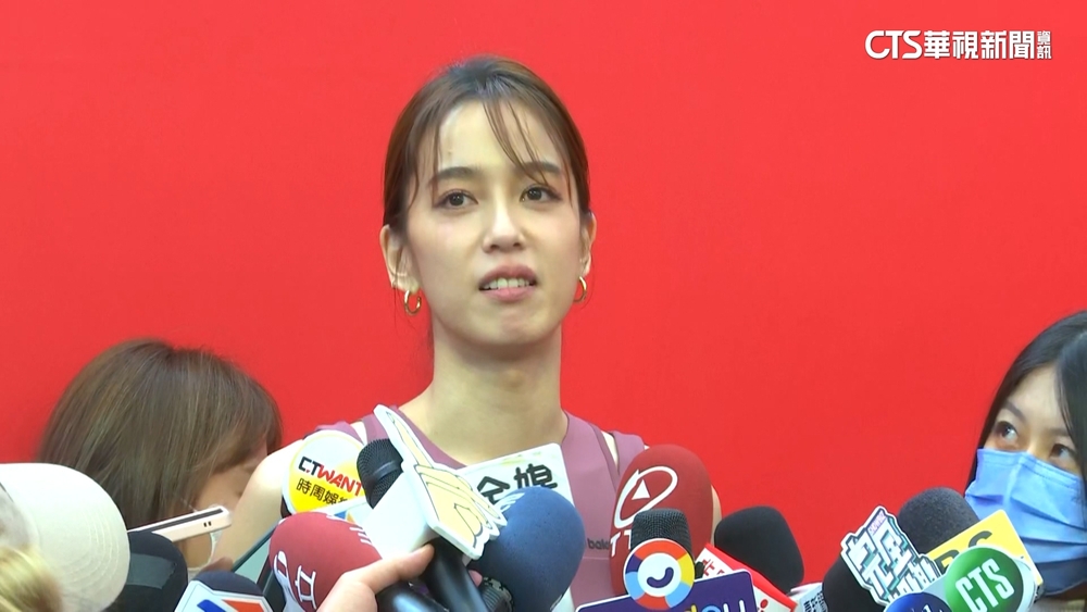 父親陷欠稅風波　陳庭妮首露臉：我會勇敢