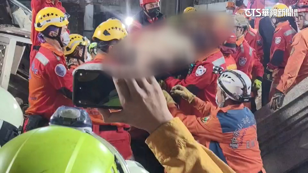 台中老屋驚傳倒榻　1死1搶救中1仍受困