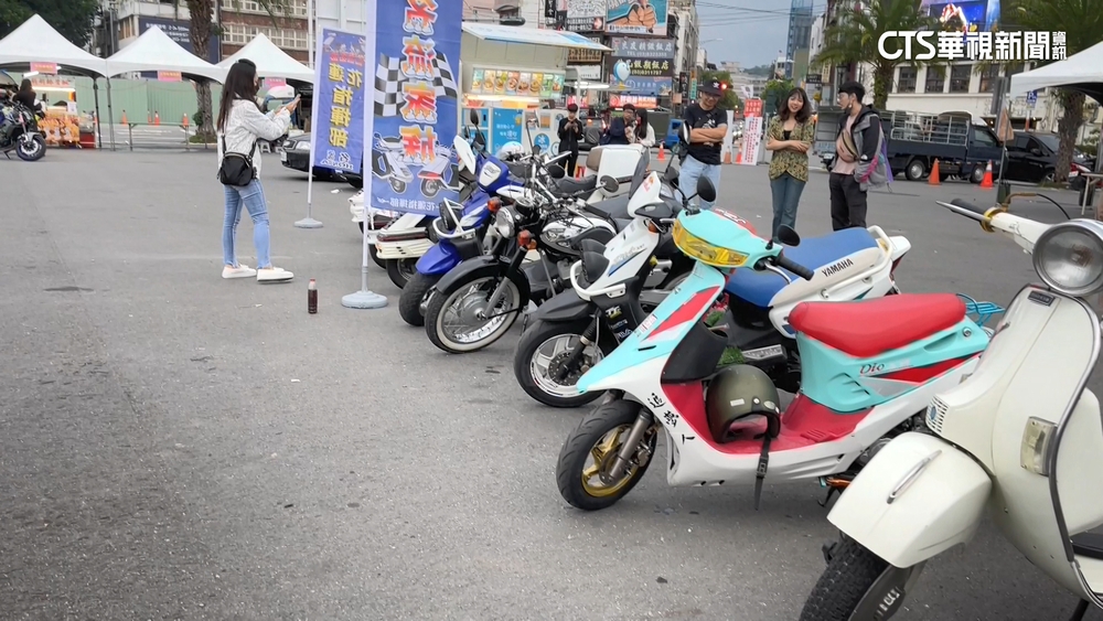 復古車聚超吸睛！　花蓮懷舊市集邀老車玩家助陣