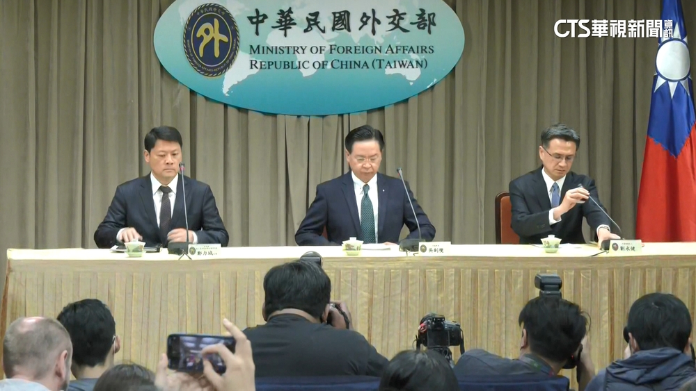 我駐巴西官員墜樓亡　妻公開致信吳釗燮「喊冤」