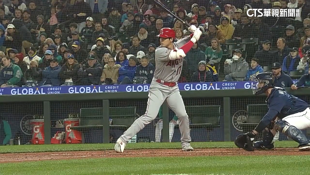 大谷連2天開轟！　賽前向一朗敬禮又成話題