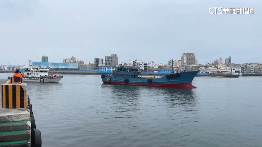 中國改裝漁船越界被抓　船長駁：只是去挖海帶