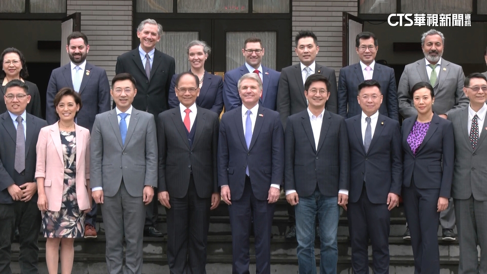 美眾院外委會主席麥考爾率團　　8挺台議員訪立院