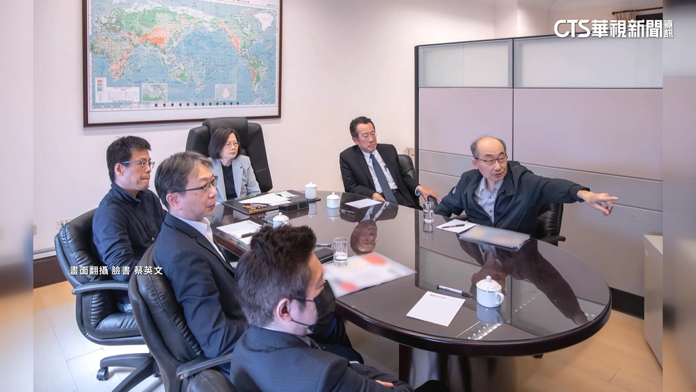 中環台軍演　總統聽取國安簡報掌握台海情勢