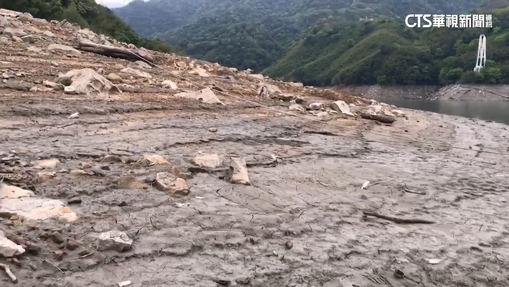 石門水庫蓄水剩45%　薑母島碼頭難靠船下週拆除