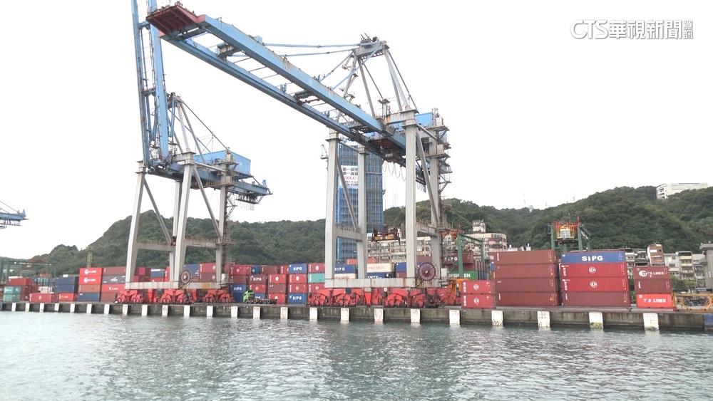 中國4/16海域管制6小時　報關行憂貨櫃塞港