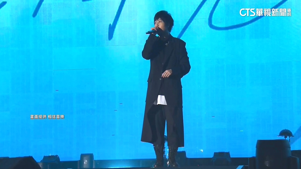 五迷最樂！　五月天香港開唱「盛夏光年」嗨翻