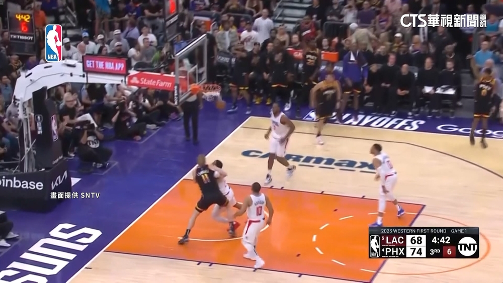 Westbrook關鍵攻守　快艇客場擊敗太陽奪首勝