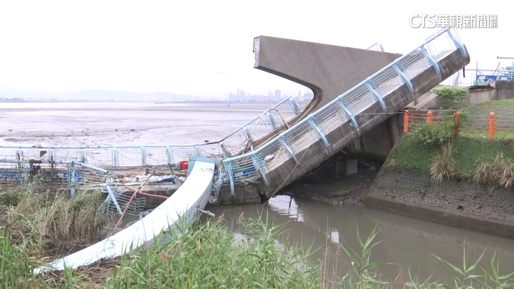 新北五股觀音坑溪橋崩塌　3工人受傷緊急送醫