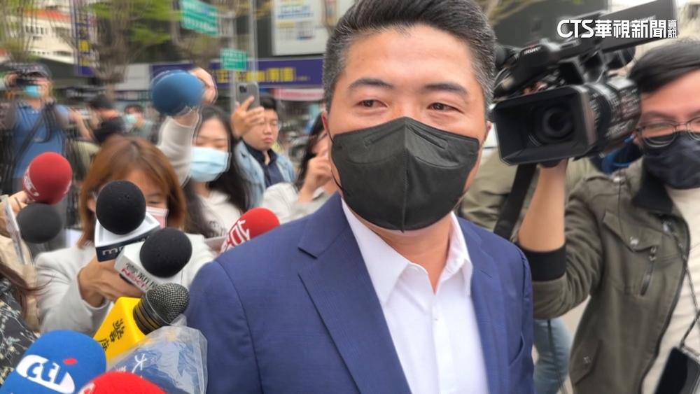 涉竊佔國土.挪用助理費　顏寬恒依竊佔.貪污起訴