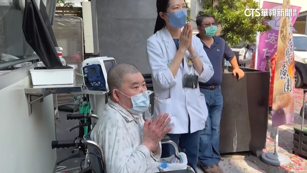 慢性病患求拜大甲媽　醫院搬來呼吸器助圓夢