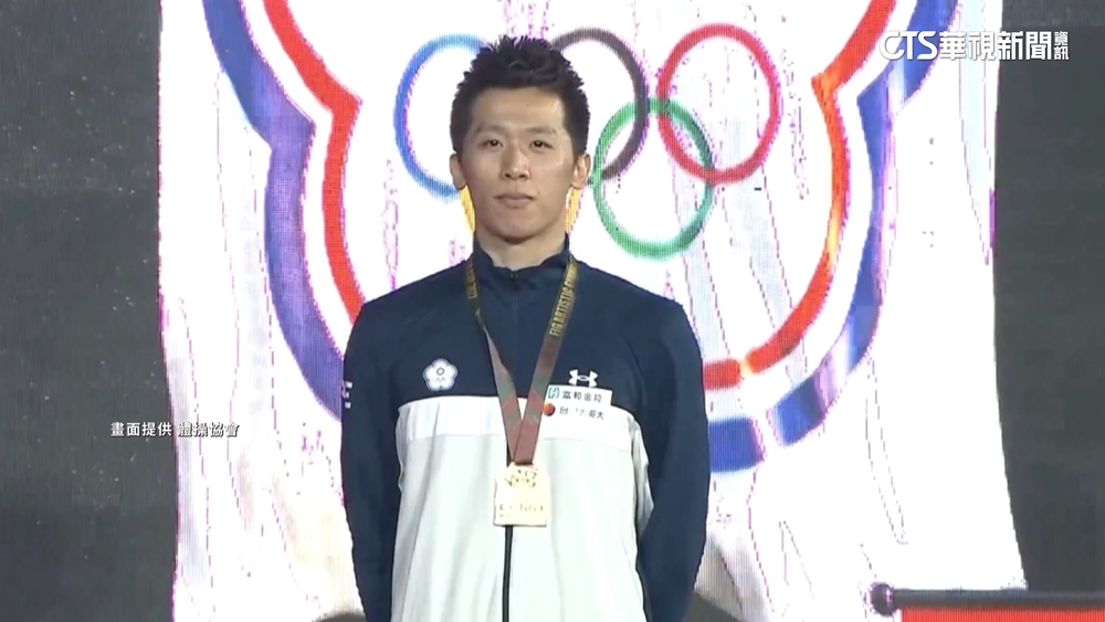 台灣之光「鞍馬王子」　李智凱世界盃奪金