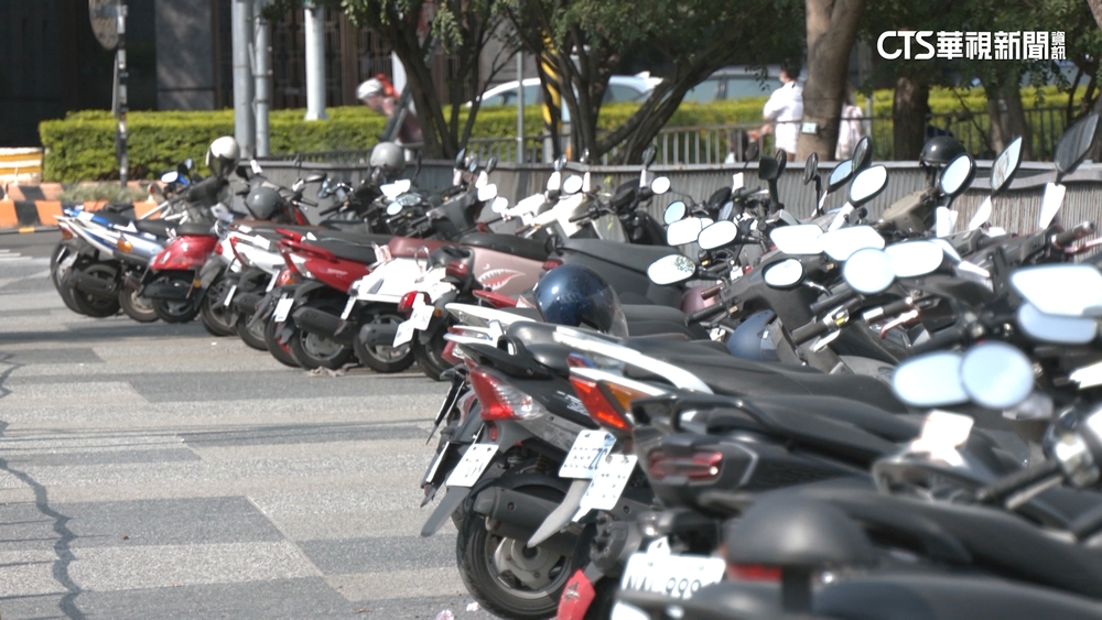 騎士停車格被施工移置開罰　車主喊莫名其妙