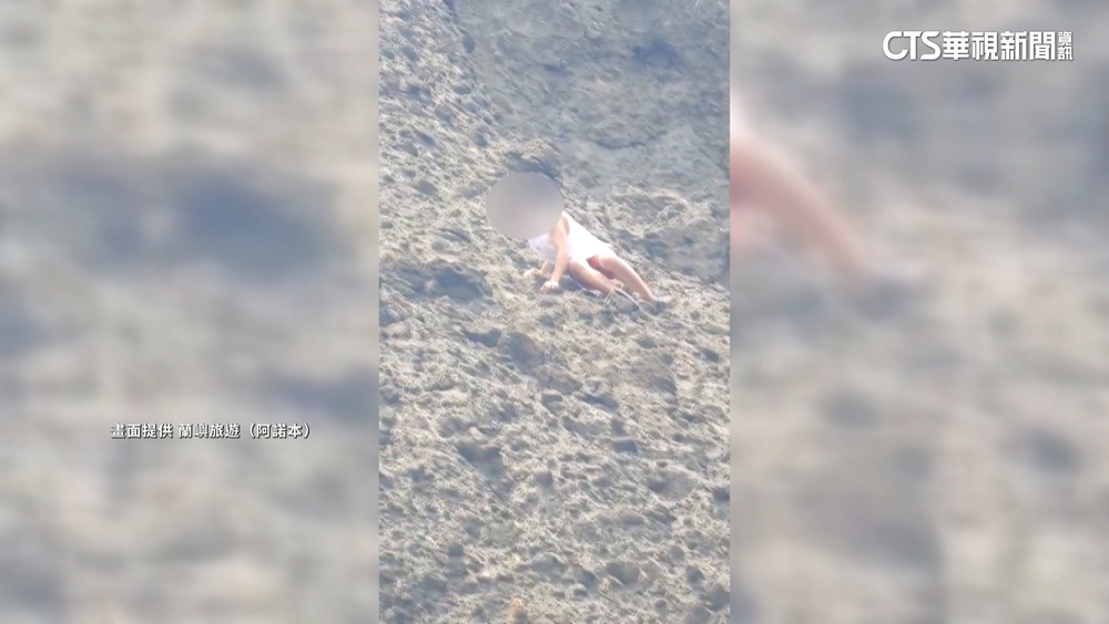 蘭嶼旅遊夯！遊客爬象鼻岩.情人洞拍照　亂象惹議