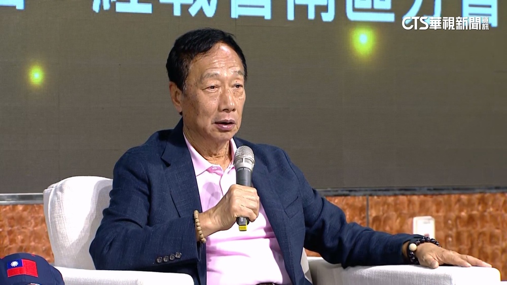 郭董拋「機器人上戰場」　藍委：晶片故障恐互殺