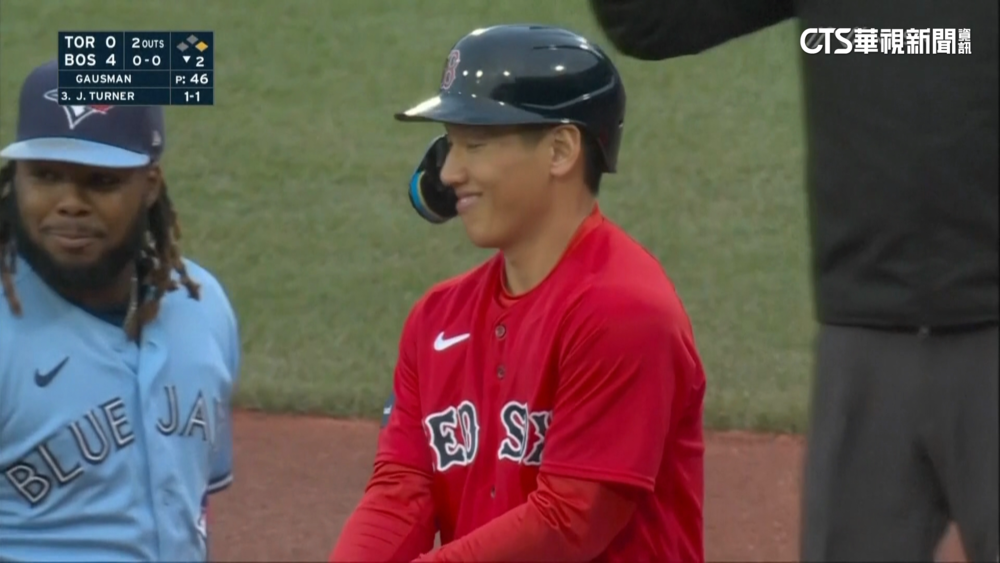 舉啞鈴！　吉田正尚連14戰安　續寫MLB本季最佳
