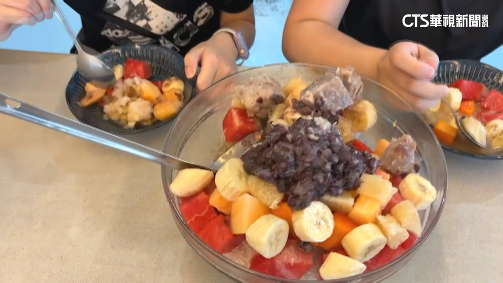 熱！　超商推「白葡萄霜淇淋」.「抹茶刨冰」搶客