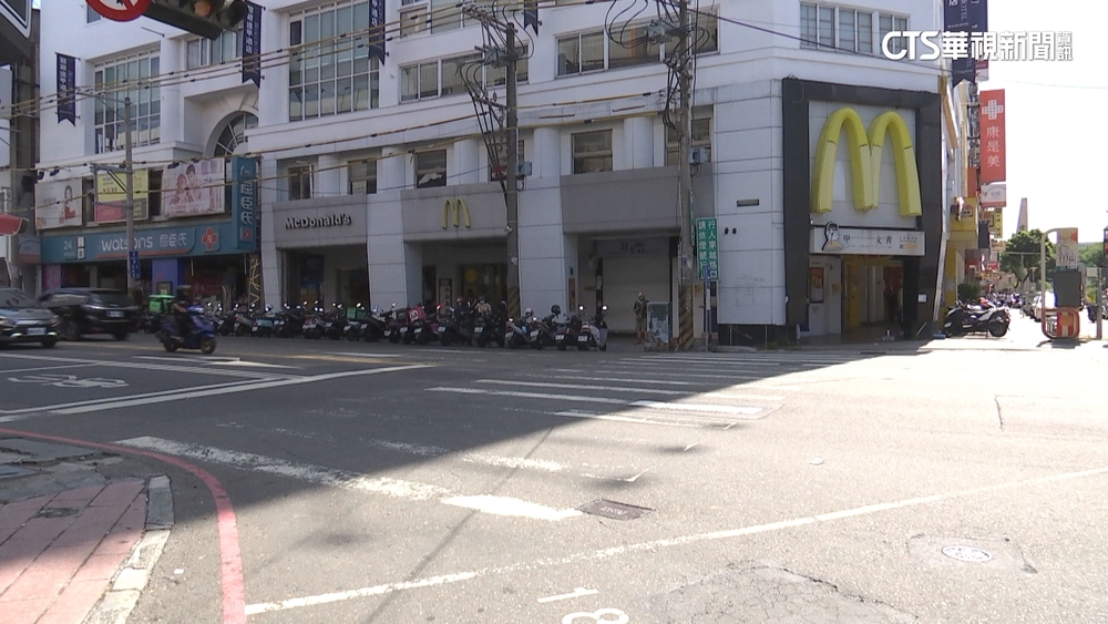 時代的眼淚！連鎖速食店「逢甲.一中.草屯」5/29熄燈