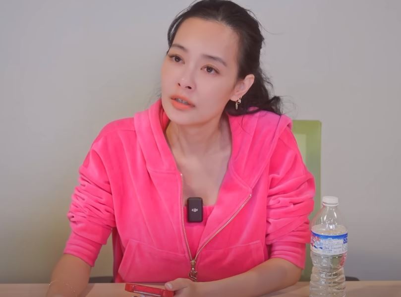 不滿「影射假包」 王思佳約「釘孤枝」逼哭設計師 陳沂：有夠89