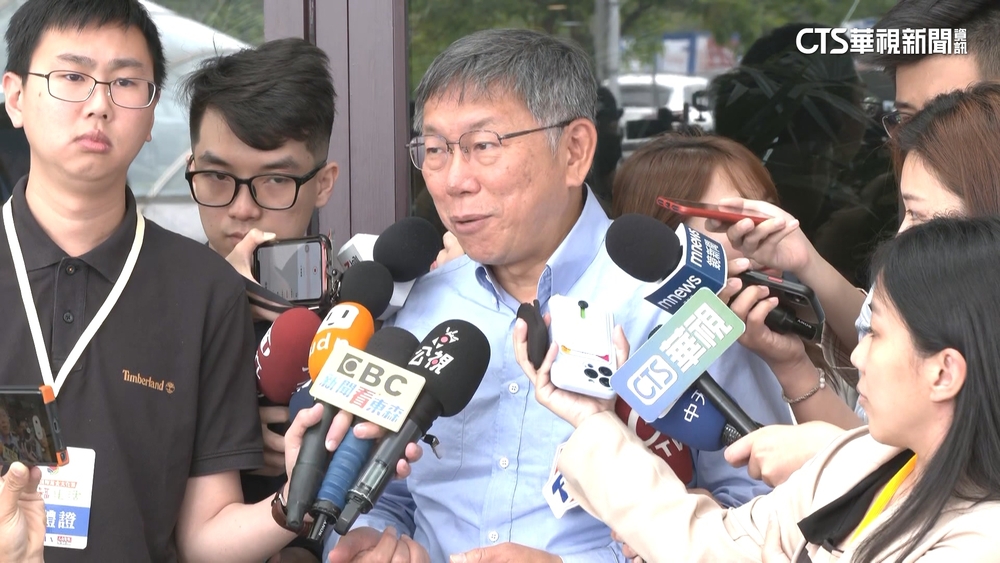 郭台銘夜訪　柯文哲證實：表達善意　沒談誰配誰