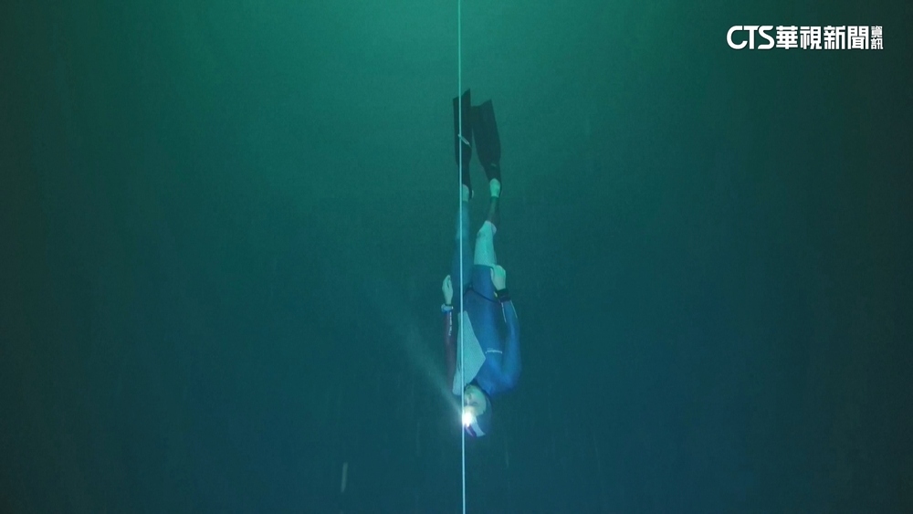 自由潛水不需氧氣瓶　被評為世界第二危險運動