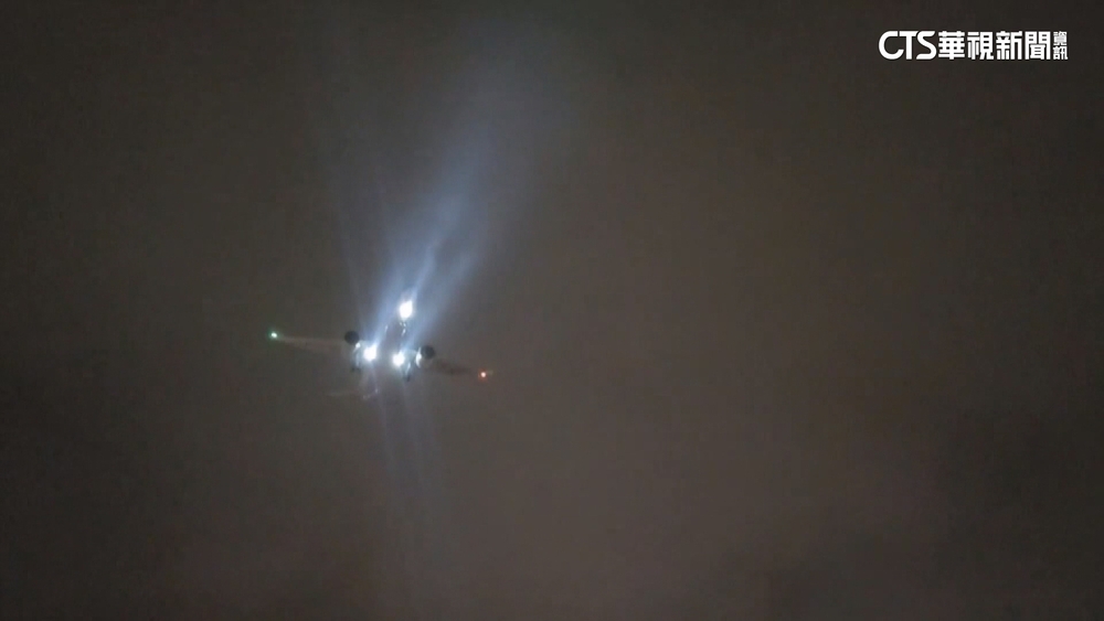 鋒面襲！轉降滯留　星宇供61旅客飯店車資