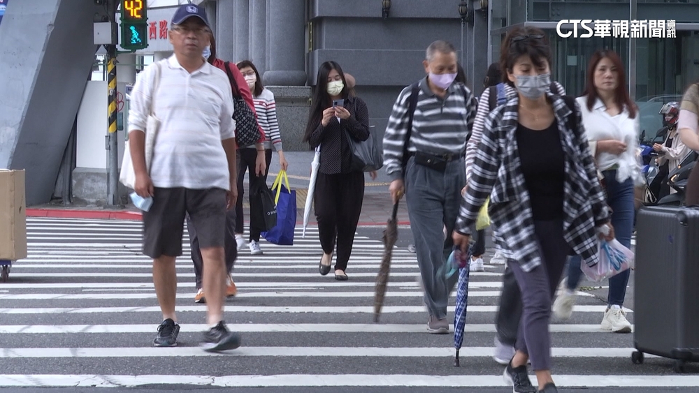 甩「行人地獄」惡名！　全台取締開罰3週達1.1億