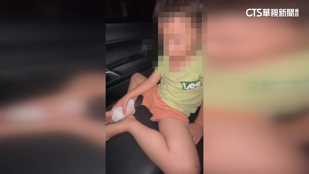 恐怖！公園玩沙坑4歲童大哭　爆「碎玻璃插腳」