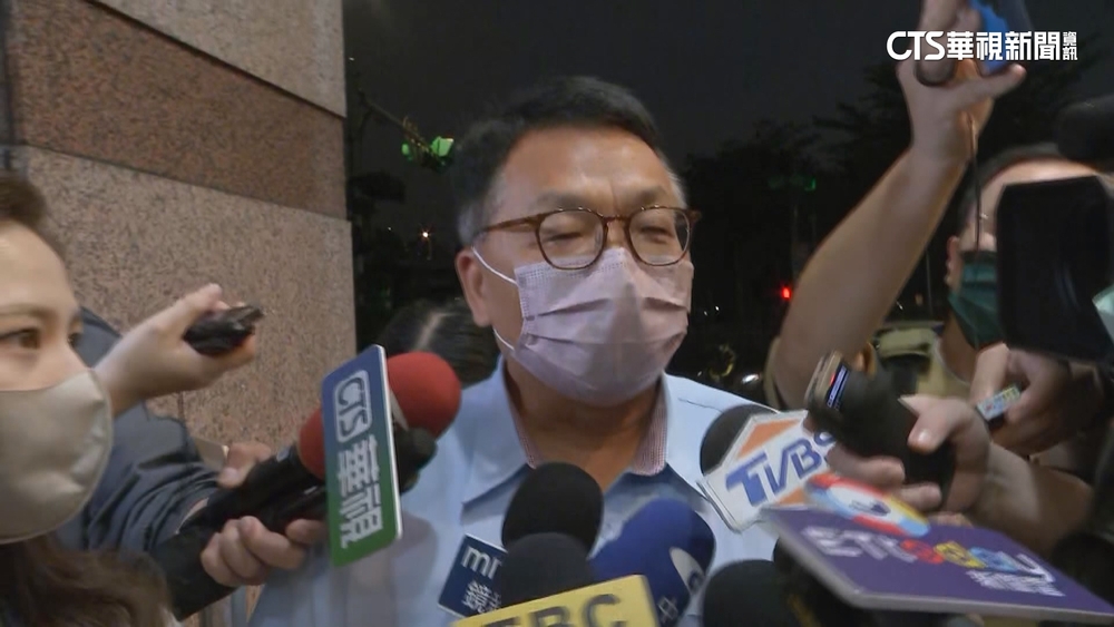 捲im.B詐騙案　陳歐珀赴民進黨廉政會送自陳書