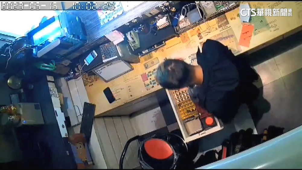 店家遭持刀搶劫報案成「竊盜罪」　控警大案小辦