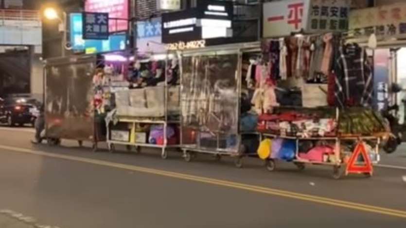 夜市驚見「小型火車」　網看傻：好危險！　可開罰600元以下罰鍰