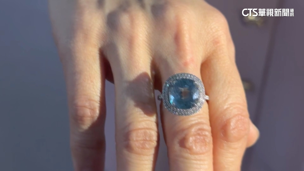 逛街搞丟百萬紀念婚戒　清潔員停車場尋獲