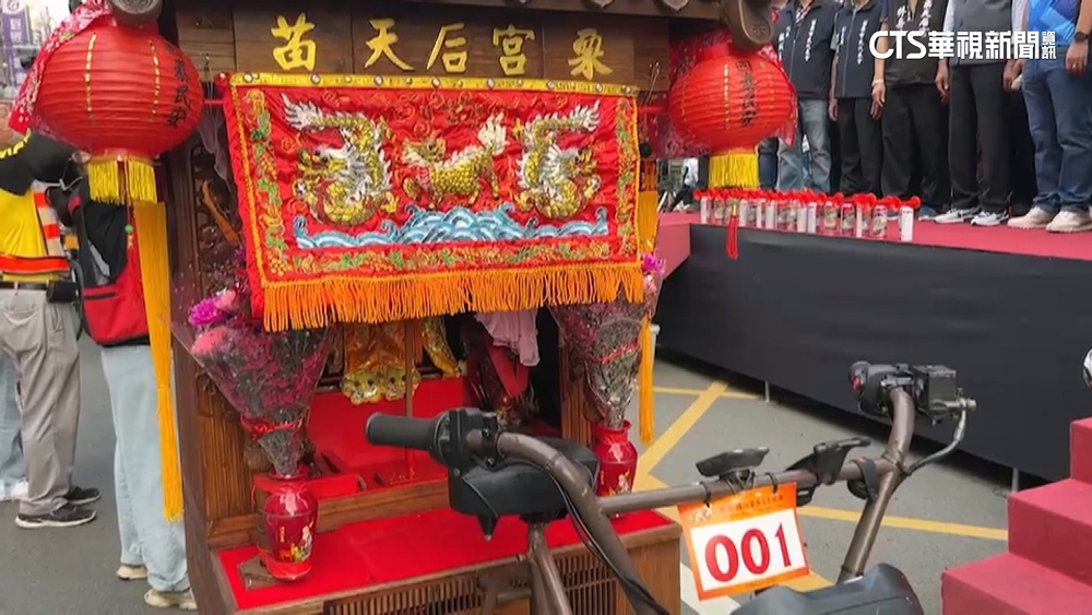 全台唯一！苗栗鐵馬載媽祖神尊　進香雲林北港