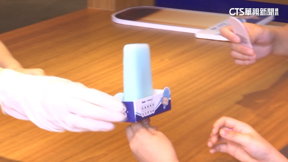 紅豆牛奶冰化身「爆米花」　牙膏聯名冰品推雪糕