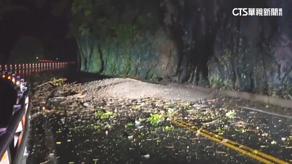 豪雨引落石！　蘇花公路南澳-和平路段「只出不進」