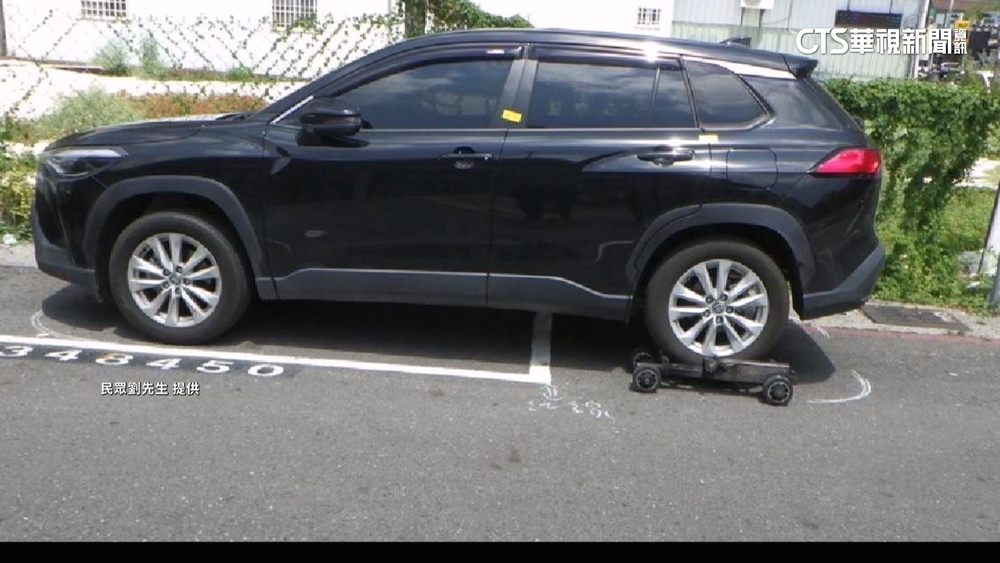 停車有陷阱？！　前車超出格線　後車慘被拖吊