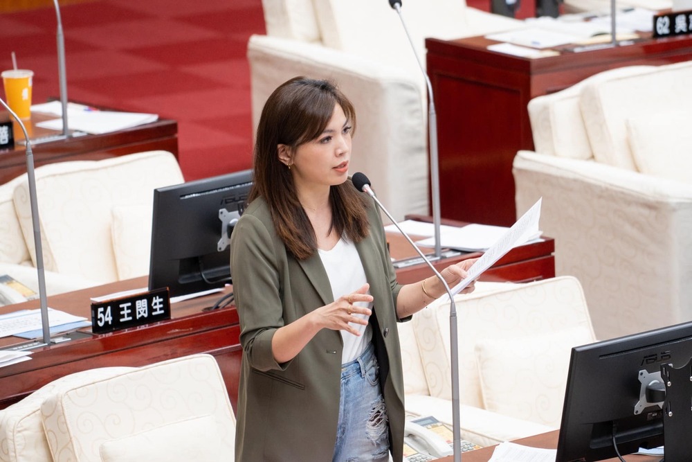 遭鍾沛君指控性騷「2度強吻」 還上節目談性騷　朱學恆認：我的確犯錯